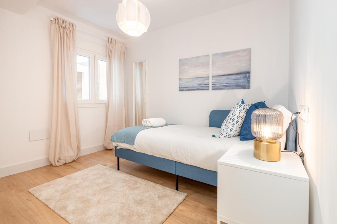 C26 Gorgeous 4 Bdrm Apartament In Plaza Uncibay Málaga Esterno foto